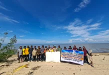 Tangani Abrasi, Pemkab Kobar Salurkan Ratusan Geobag ke 2 Desa Pesisir
