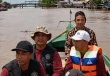 Susuri Jalur Sungai, Kemenag Kapuas Tembus Pedalaman demi Akurasi Arah Kiblat