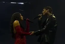 Bikin 'Melting', Demi Lovato Duet Bareng Suami di Atas Panggung