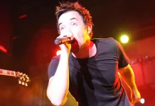 Lirik Lengkap 'The Reason', Lagu Hoobastank yang Sering Dinyanyikan saat Karaoke