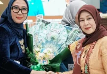 Lomba Membaca Puisi Hari Kartini Barito Utara, Peserta Tampil Anggun Berkebaya