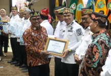 Tekan Angka Tengkes, Pemkab Pulang Pisau Raih Dua Penghargaan Bergengsi