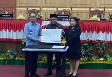 Penetapan Tiga Perda Palangka Raya Penyempurnaan Fasilitasi Gubernur Kalteng