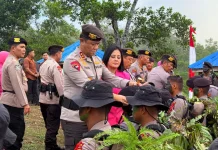 Semangat Bhayangkara Menggema di Bukit Cinta, Kapolda Kalteng Tutup Pembaretan Bi