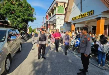 Ibadah Kenaikan Yesus Kristus Dikawal Polisi