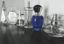 Profesi Pembuat Parfum Menggabungkan Seni dan Ilmu Pengetahuan