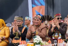 Kontingen Barito Utara Mencuri Perhatian Pawai Karnaval Budaya FBIM 2026