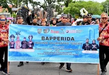 Bapperida Angkat Harmoni Budaya dan Inovasi di Karnaval FBIM 2026
