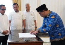 Bupati Shalahuddin Lantik Pengurus Kadin Barito Utara
