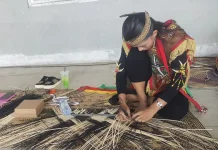 Seni Menjawet Suku Dayak Tetap Bertahan ditengah Perkembangan Zaman