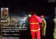 Diduga Korsleting, Kantor Ponpes Al-Huda Kobar Hangus Terbakar