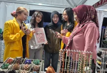 Mahasiswa UPR Perkuat Branding 77 UMKM di Rumah BUMN Palangka Raya