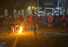 Sepak Sawut, Tradisi Sepak Bola Api Suku Dayak Kini Dilombakan