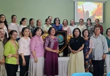 Kunjungan Kemenag Kalteng dalam Bina Rohani Perempuan Kristen Barito Utara