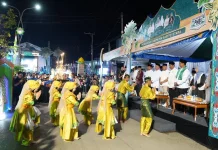 Pawai Tanglong Barito Utara Bertakbir Meriahkan Malam Idul Adha 1447 H