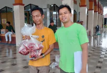 Masjid Al-Muhajirin Jalan Bondol Palangka Raya Sembelih Enam Sapi Kurban