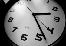 Evolusi Jam Analog dari Teknologi Klasik ke Modern