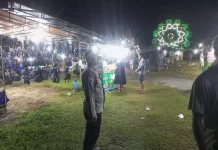 Aktivitas Pasar Malam Banturung dalam Pengawasan
