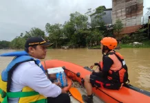 Bocah 11 Tahun Hilang di Sungai Kapuas, Tim SAR Gabungan Lakukan Pencarian