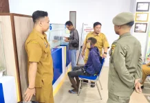 Resahkan Warga, Satpol PP Kobar Evakuasi ODGJ di Jalan Ahmad Yani