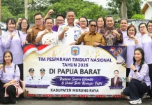 Bupati Heriyus Lepas Kontingen Pesparawi Nasional XIV