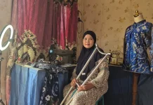 Kisah Arbainah, Penjahit Disabilitas yang Melawan Kerasnya Kehidupan