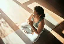Hari Yoga Internasional 2026, Promosikan Kiat Penuaan yang Sehat melalui Yoga