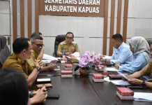 Asisten I Pimpin Rapat Fasilitasi Penyelesaian Klaim Tanah Eks Disbudpora