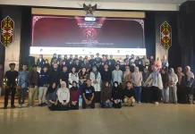 Tampilkan Kolaborasi Kreatif Dua Perguruan Tinggi di Theatrical Night