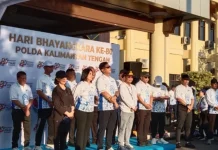 Fun Bike dan Jalan Sehat HUT ke-80 Bhayangkara di Mapolda Kalteng Meriah