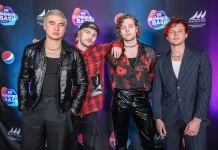 Siap Guncang Jakarta, Ini Lirik Lengkap 'She Looks So Perfect' dari 5 Seconds Of Summer