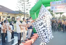 Meriahkan Hari Bhayangkara ke-80, Bupati Kapuas Lepas dan Ikuti Jalan Sehat Bersama
