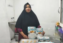 Bangkit dari Duka, Siti Ubah Tulang Ikan Jadi Cemilan Bergizi