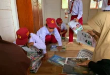 Mahasiswa KKN UIN Palangka Raya Siapkan Program Pojok Baca di Desa Batu Putih