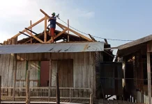 Program Bedah Rumah Bantu Masyarakat Kurang Mampu