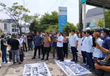 Aliansi GPG Melakukan Aksi Demonstrasi di Depan Kantor PLN Palangka Raya