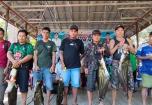 Desa Simpang Bingkuang Pertahankan Juara Nariuk