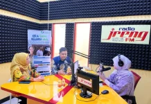 Gebrakan Disdukcapil Kobar, Gandeng BPJS Gelar Podcast Edukasi Warga