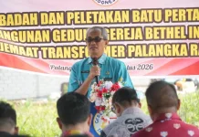 Sekda Palangka Raya Meresmikan Pembangunan GBI Transformer