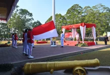Pengibaran Bendera Sukses, Peringatan HUT ke-81 RI di Kobar Berlangsung Khidmat