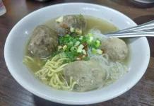 Bakso Urat, Modifikasi Kuliner yang Menawarkan Sensasi Kenyal dan Gurih