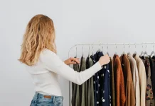 Atasi Kebingungan Pagi Hari, Ini 4 Trik Simple Menata Pakaian di Lemari