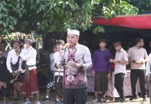 Wabup Kapuas Lepas Bade Ngaben Massal Banjar Merta di Desa Batu Nindan