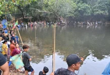 Menuba Adat di Hulu Sungai Arut, Masyarakat Dayak Berdoa Memohon Hujan