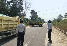 Jaga Kenyamanan Jalan, Dishub Kobar Awasi Truk Pasir di Kumpai Batu Atas