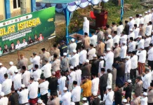 Bupati Kapuas dan Ribuan Warga Sholat Istisqa Minta Hujan