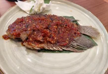 Gurami Bakar Sambal Cabai Pedas, Gurihnya Ikan Bertemu Sensasi Pedas