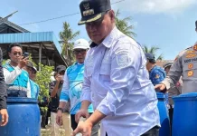 Air Warga Mulai Asin, Pemkab Kotim Distribusikan Bantuan Air Bersih
