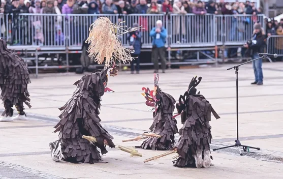 Jejak Sanggar Darung Tingang Mengangkat Martabat Budaya Dayak di Bulgaria