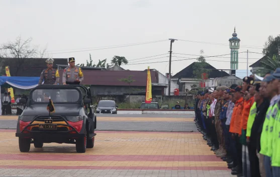 Kapolda Kalteng Pimpin Apel Operasi Ketupat Telabang 2026 di Pangkalan Bun